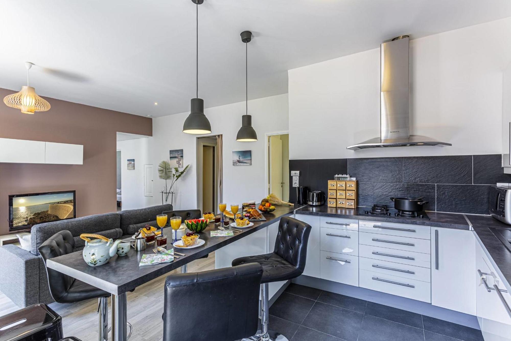 Guisol - Typical Nice 3 Bedroom Ac Near Port 외부 사진